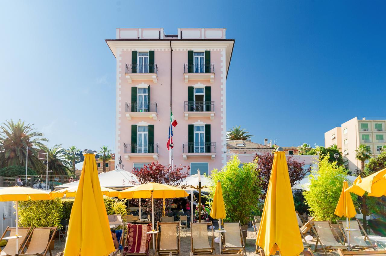 Hotel Miramare Споторно Екстериор снимка